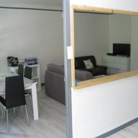 Location& Gites Sarrians Luaran gambar